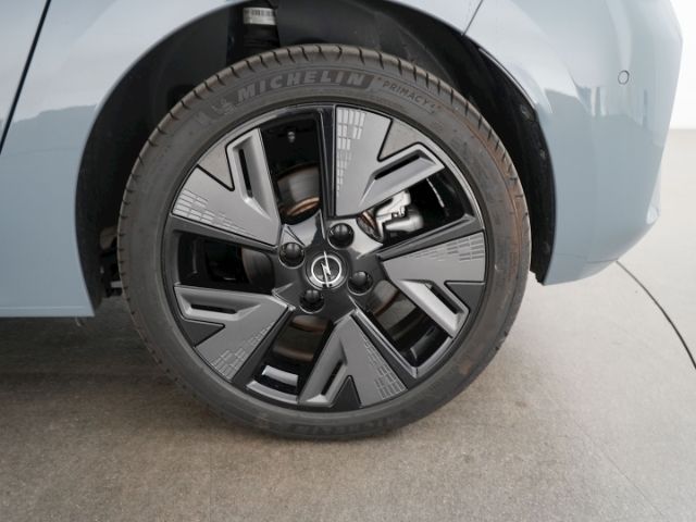 Corsa-e F FACELIFT GS LONG RANGE 51kWh AT+LED MA