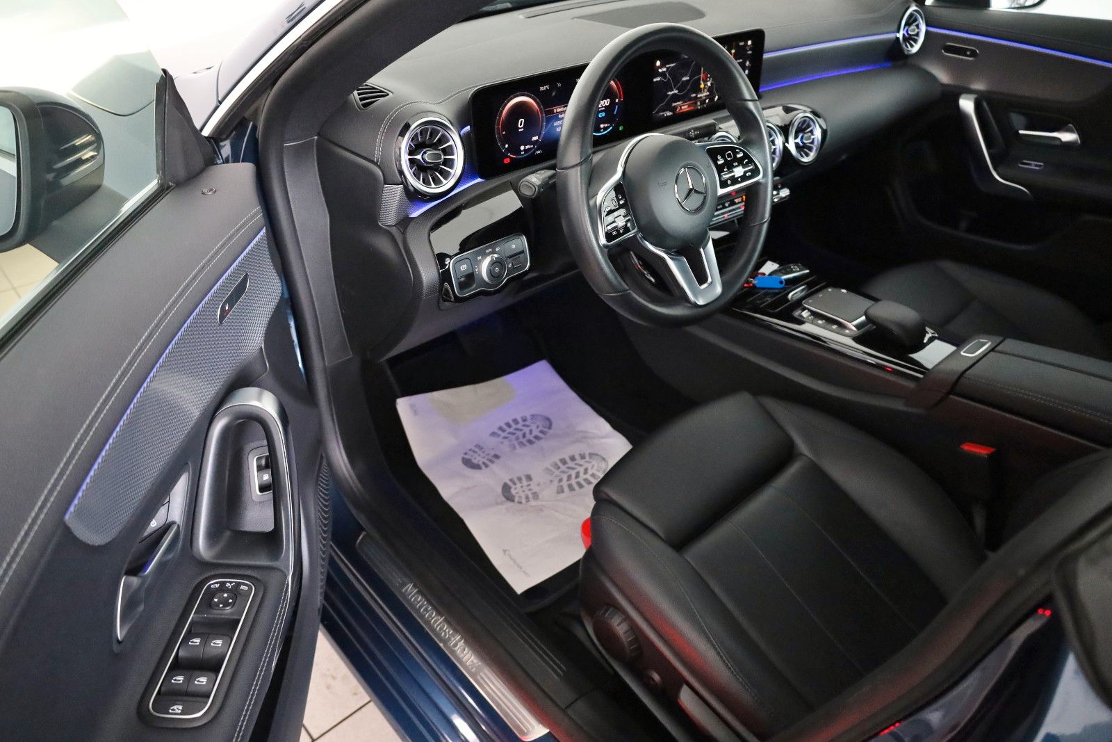 Fahrzeugabbildung Mercedes-Benz CLA 250e Coupé Leder,Navi,LED,Kamera,Park Paket