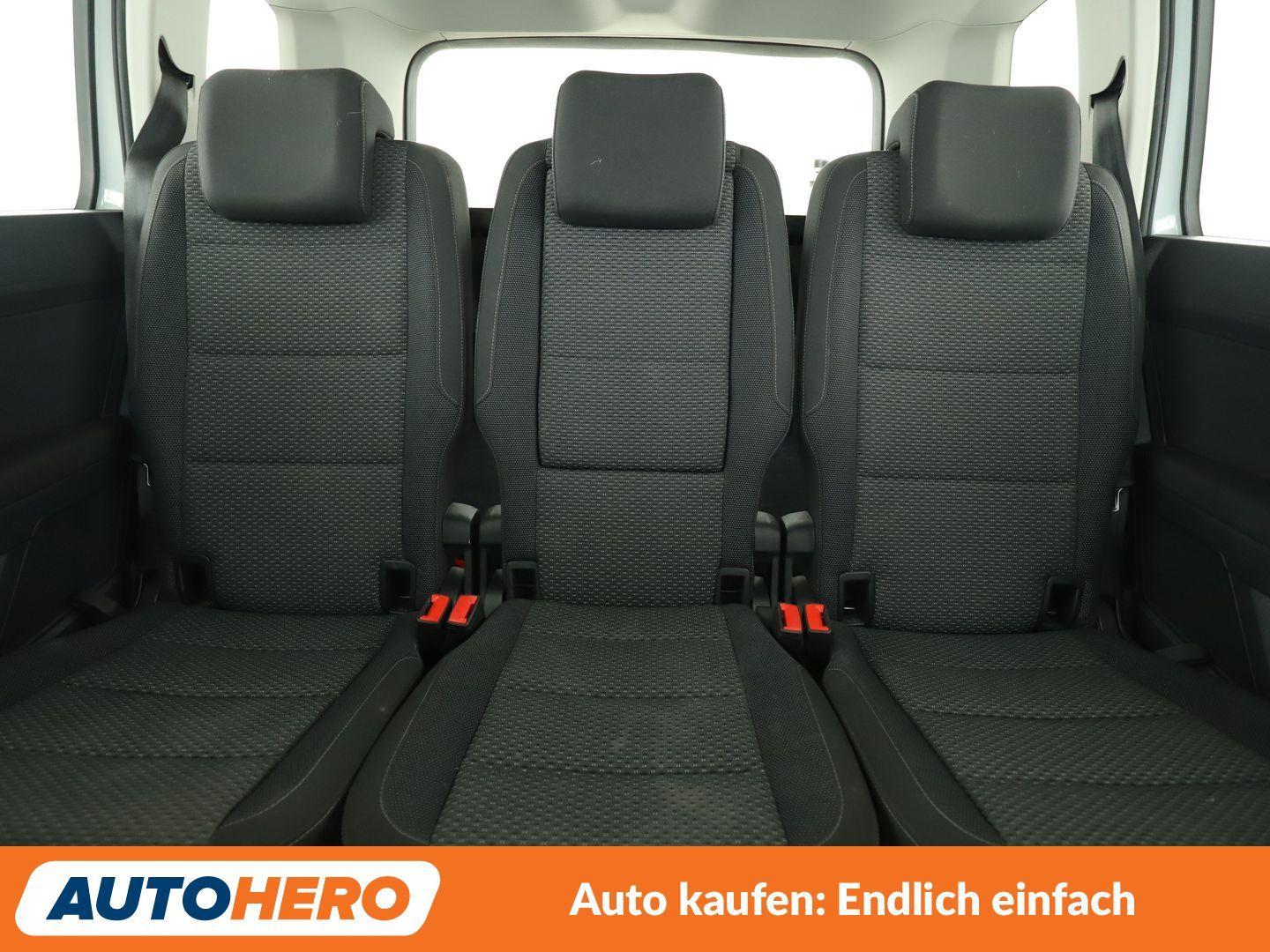 Volkswagen Touran 1.4 TSI Comfortline BlueMotion Tech *NAVI
