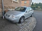 Volkswagen VW Bora 2.0 benzin top zustand TÜV 03.28 - Volkswagen Bora: 2.0