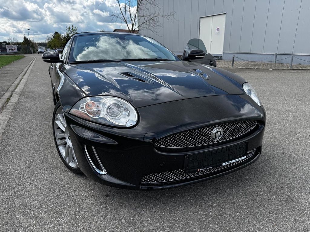 Jaguar XKR
