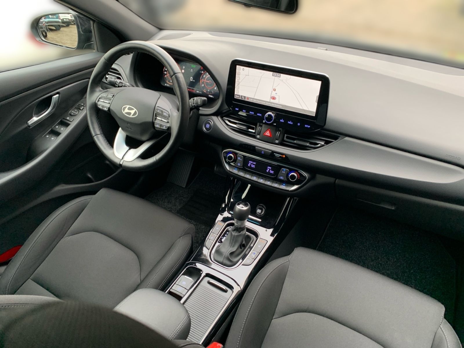 Fahrzeugabbildung Hyundai i30 Kombi 1.0 T-GDI 7-DCT Advantage Navi LED