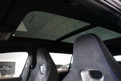 VW Tayron 2.0 TDI R-Line | Pano | AHK | 7-Sitzer VW Tayron 2.0 TDI R-Line | Pano | AHK | 7-Sitzer