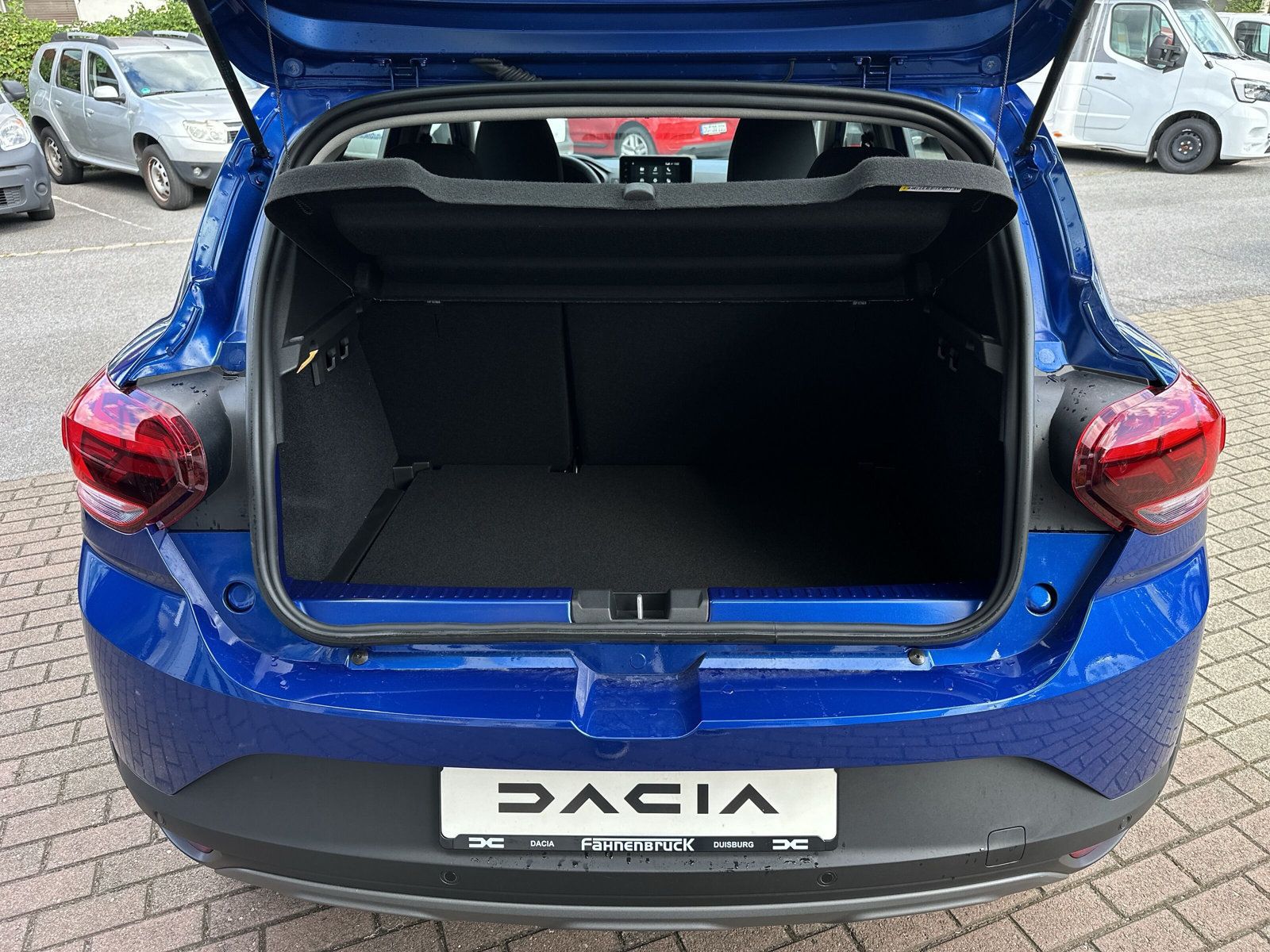 Dacia Sandero - Bild 8