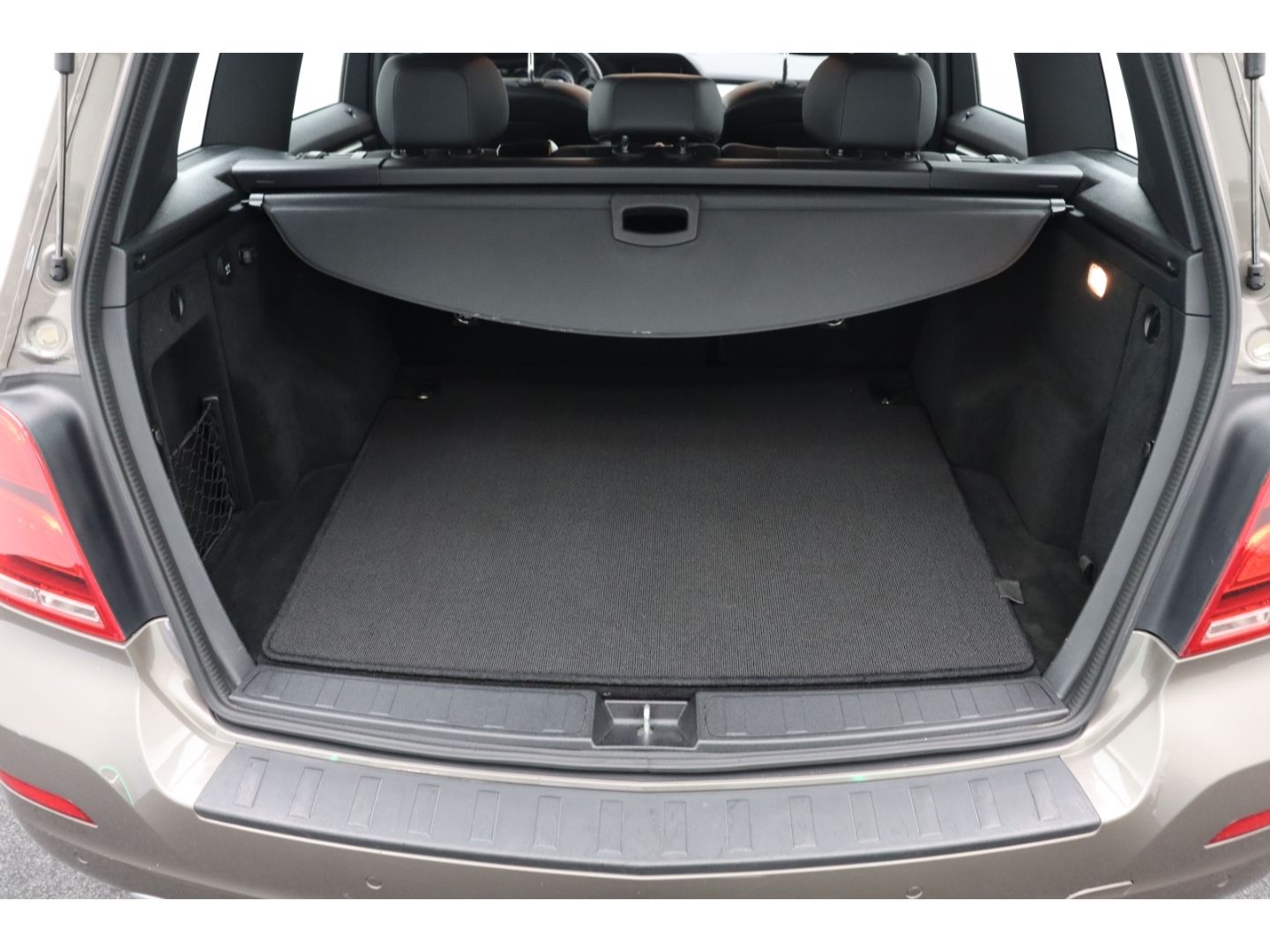 Fahrzeugabbildung Mercedes-Benz GLK 220 CDI BlueEfficiency ACC Navi AHK