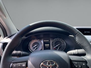 Toyota Hilux - 11