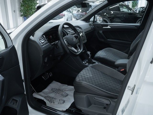 Tiguan R-Line eHybrid AHK HUD Kamera