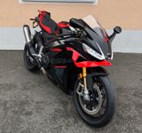 Aprilia RSV4 Factory E5+ Modell 2025 - Offers matching your search criteria