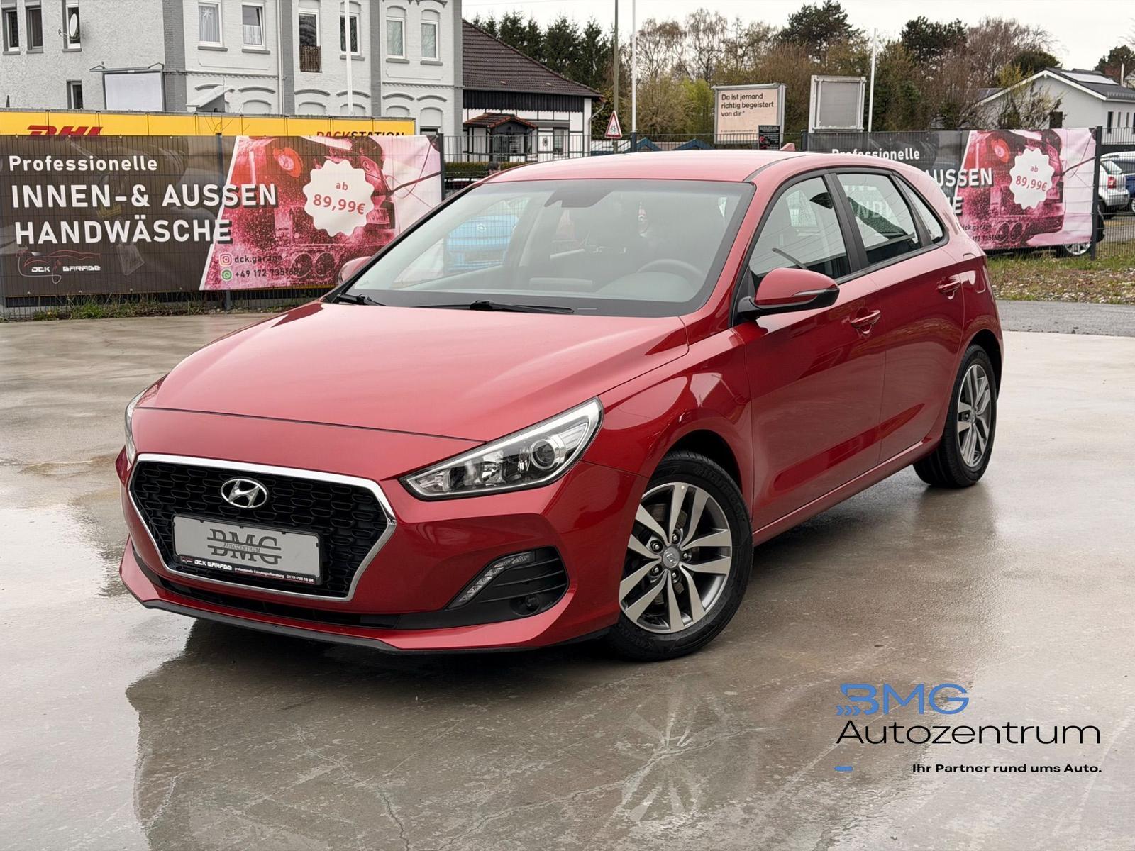 Hyundai i30 SElect 1,0 T-GDi | KAMERA | TEMP 