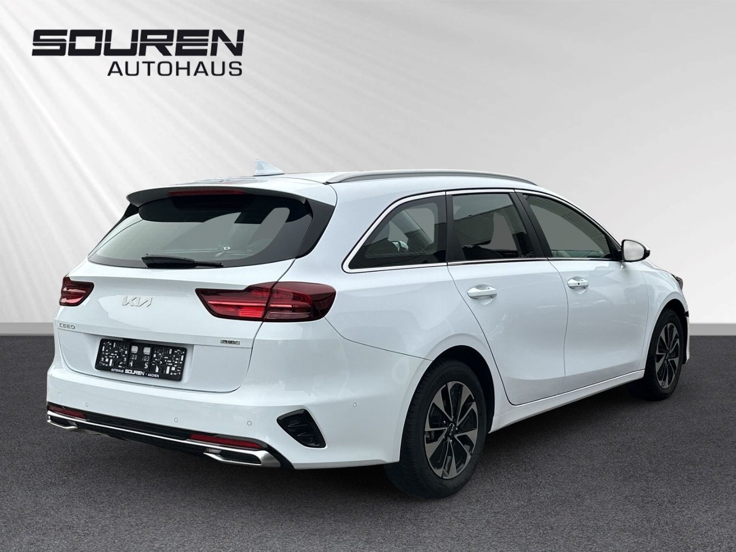 Fahrzeugabbildung Kia Ceed_sw Plug-in Hybrid Spirit 1.6 + El. Panodach