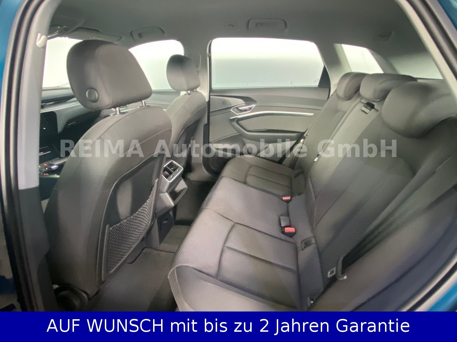 Fahrzeugabbildung Audi e-tron 55 quattro  Edition, Navi, AHK, 1.Hand