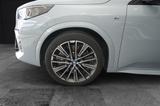 BMW iX2 30 xDrive M Paket+360°KAMERA+TOT WINKEL+PANO - BMW iX2 mit Elektro-Antrieb