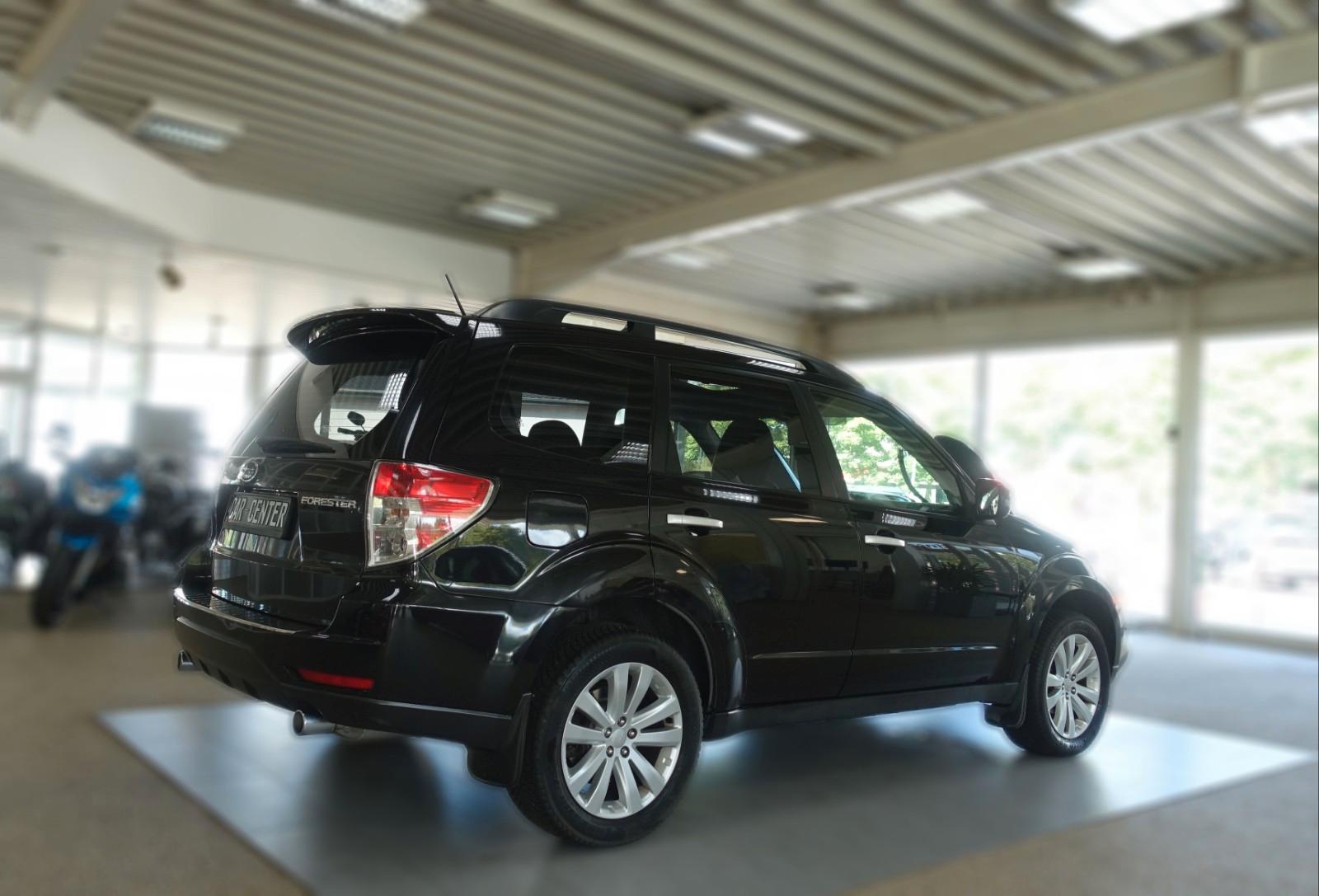 SUBARU FORESTER 2.0 150ch 4X4 EXCLUSIVE - CUIR - TOIT OUVRANT - CAMÉRA DE RECUL - XÉNON - SIÈGES CHAUFFANTS
