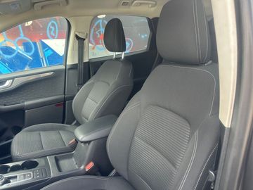 Ford Kuga - 4