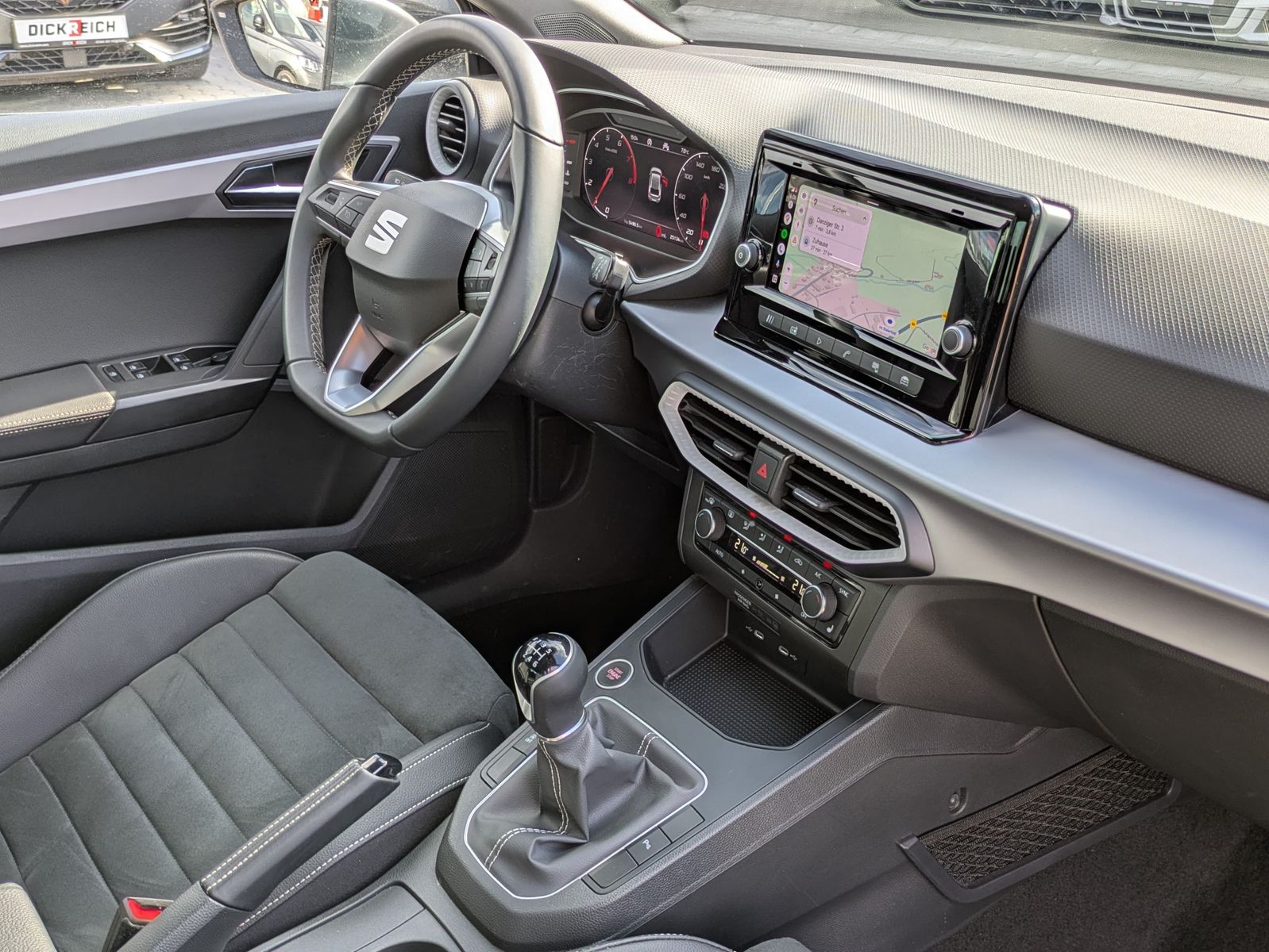 Fahrzeugabbildung SEAT Ibiza Xcellence 1.0 TSI VOLL-LED*ACC*APP*KAMERA
