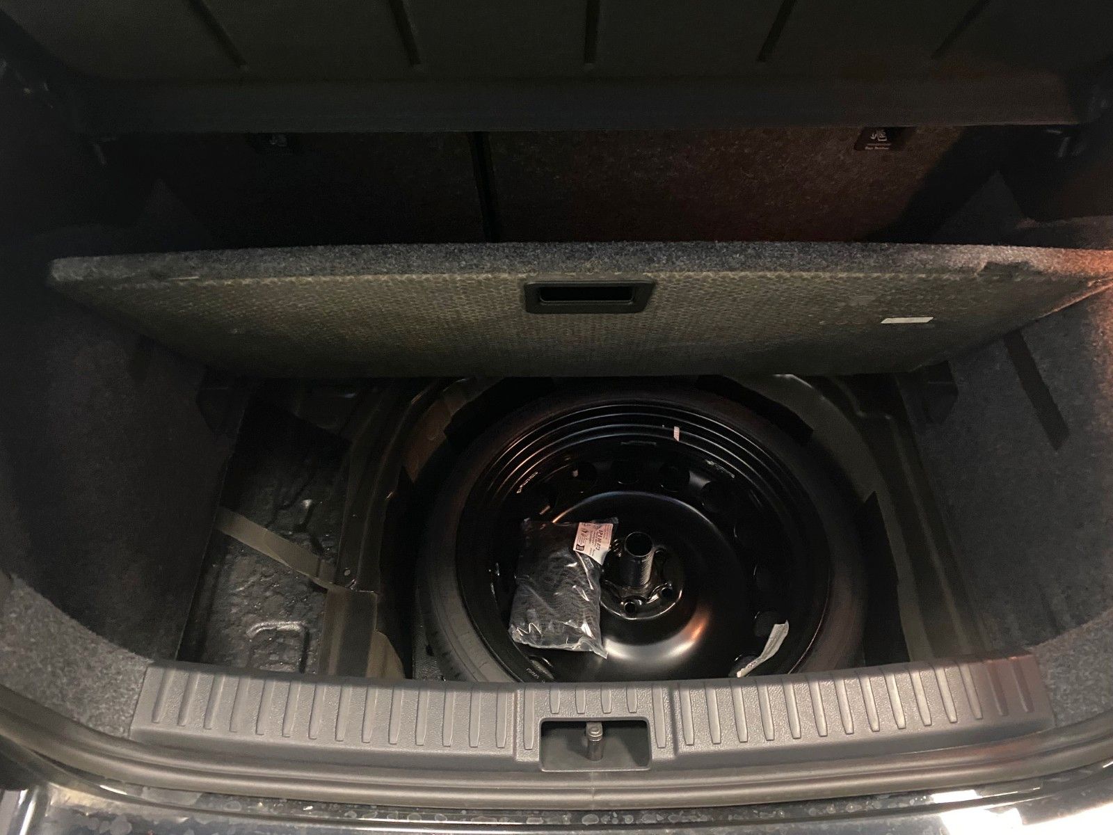 Fahrzeugabbildung SEAT Ibiza 1.0 TSI--FR--DSG+Garantie bis 2031+KAMERA+