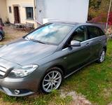 Mercedes-Benz B 200 BlueEFFICIENCY Edition 1 Edition 1 - gebrauchte Mercedes-Benz B 200 aus dem Jahr 2011