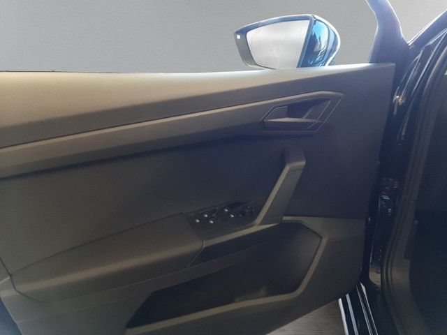 Fahrzeugabbildung Seat Ibiza Hola 1.0 MPI LED PDC SHZ 15"Alu MFL LED