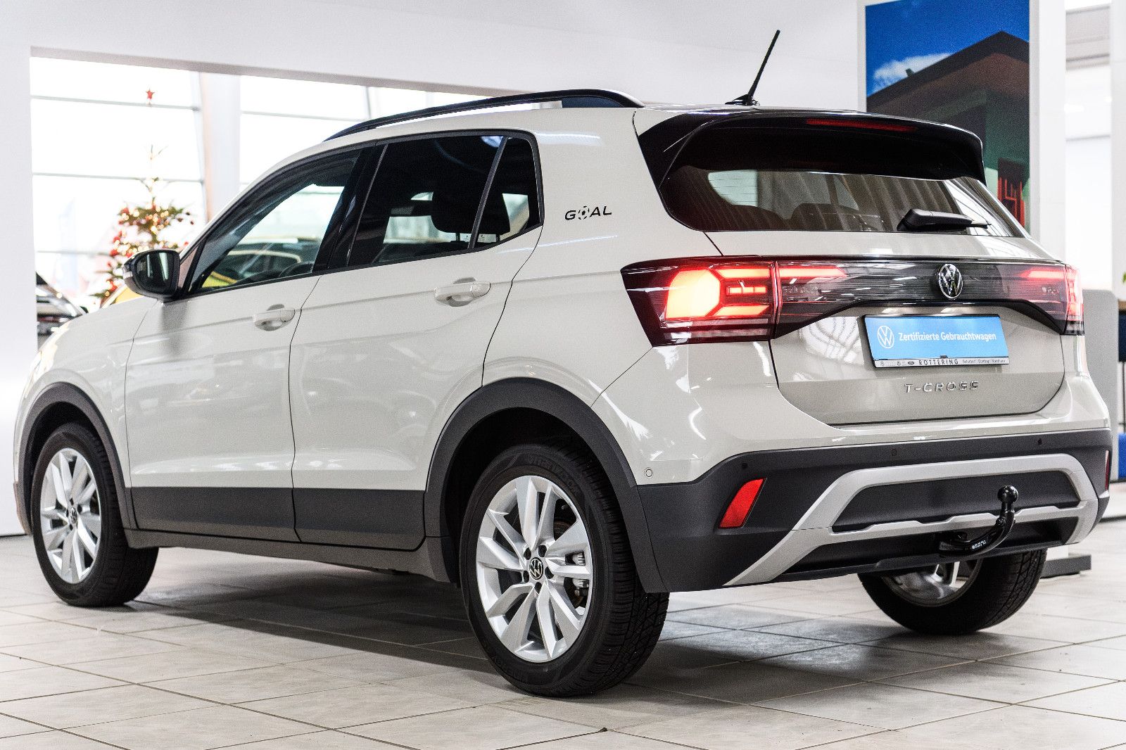 Fahrzeugabbildung Volkswagen T-Cross Goal 1.0 TSI DSG LED+AHK+NAVI+SHZ+ACC