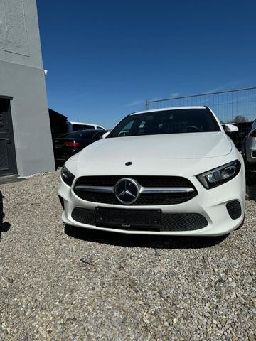 Mercedes-Benz Mercedes A200