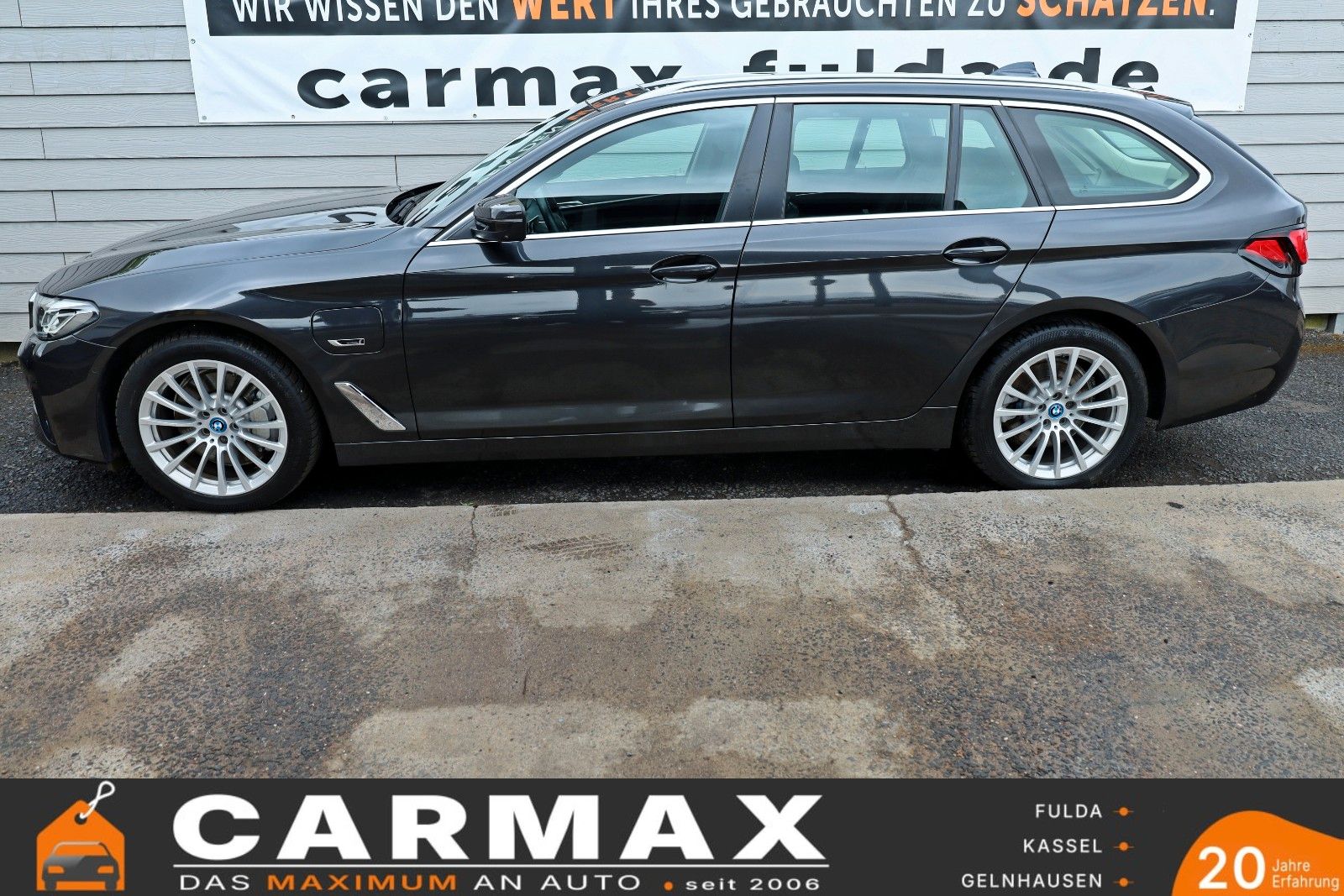 Fahrzeugabbildung BMW 530e xDrive Touring Leder,Navi,LED,HUD,Panorama