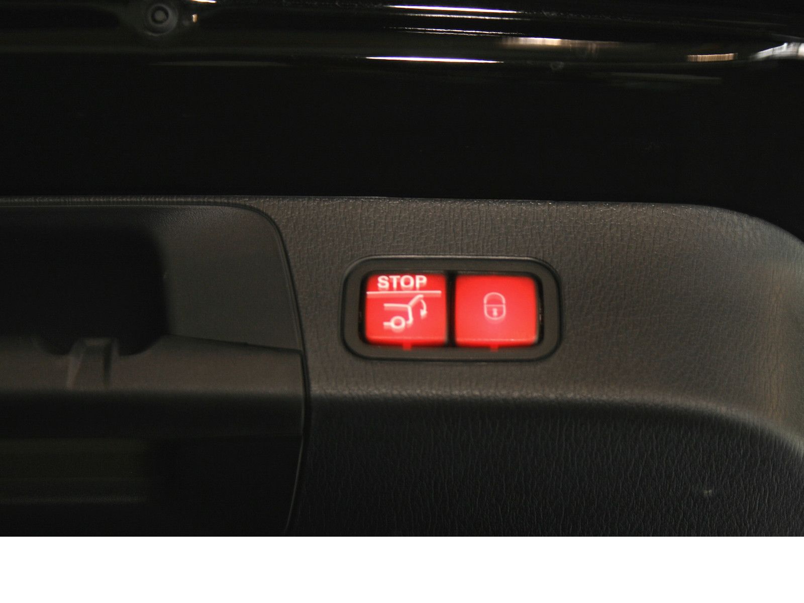 Fahrzeugabbildung Mercedes-Benz GLB 180 AMG Line Plus *Night-Paket *Keyless-GOl*