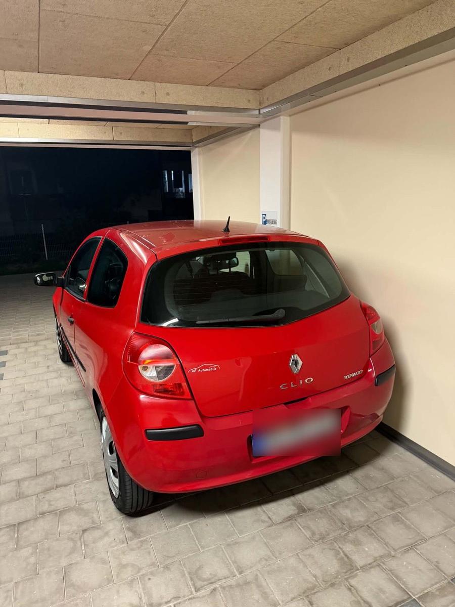 Renault Clio 2006 — салон