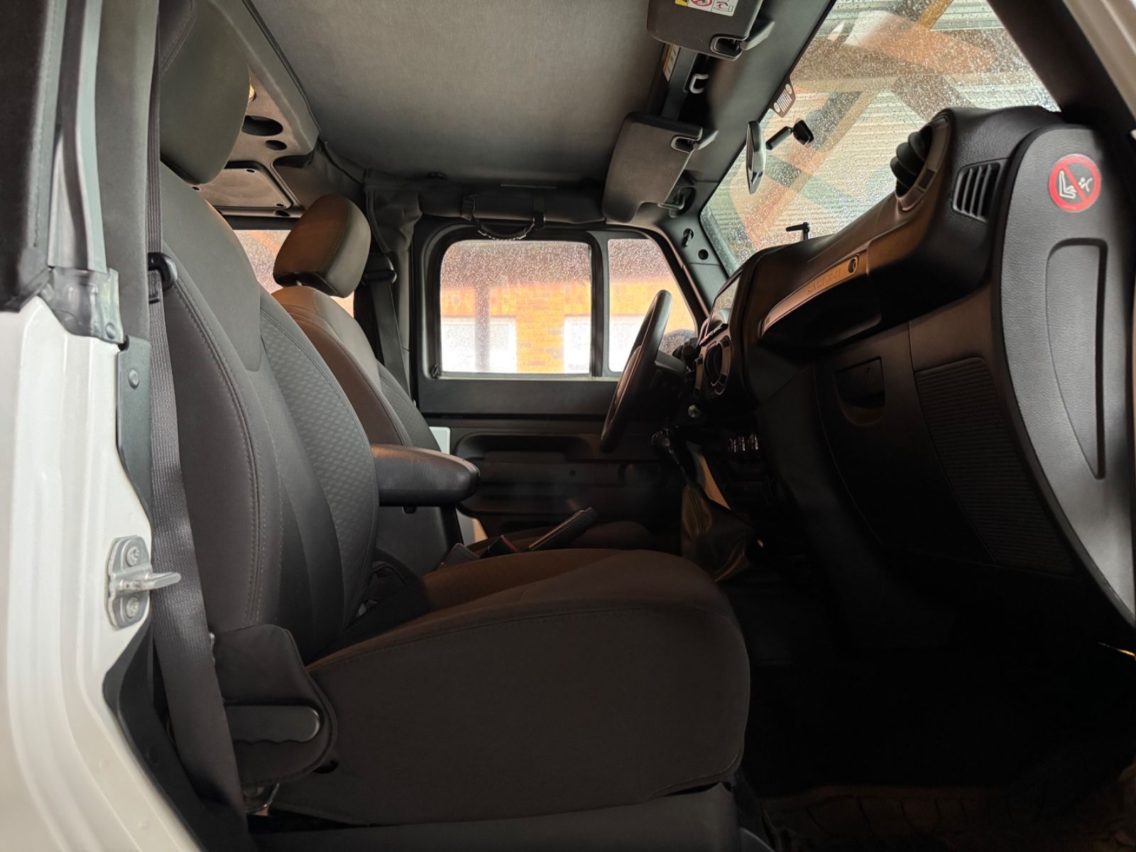 Fahrzeugabbildung Jeep Wrangler Falcon Edition