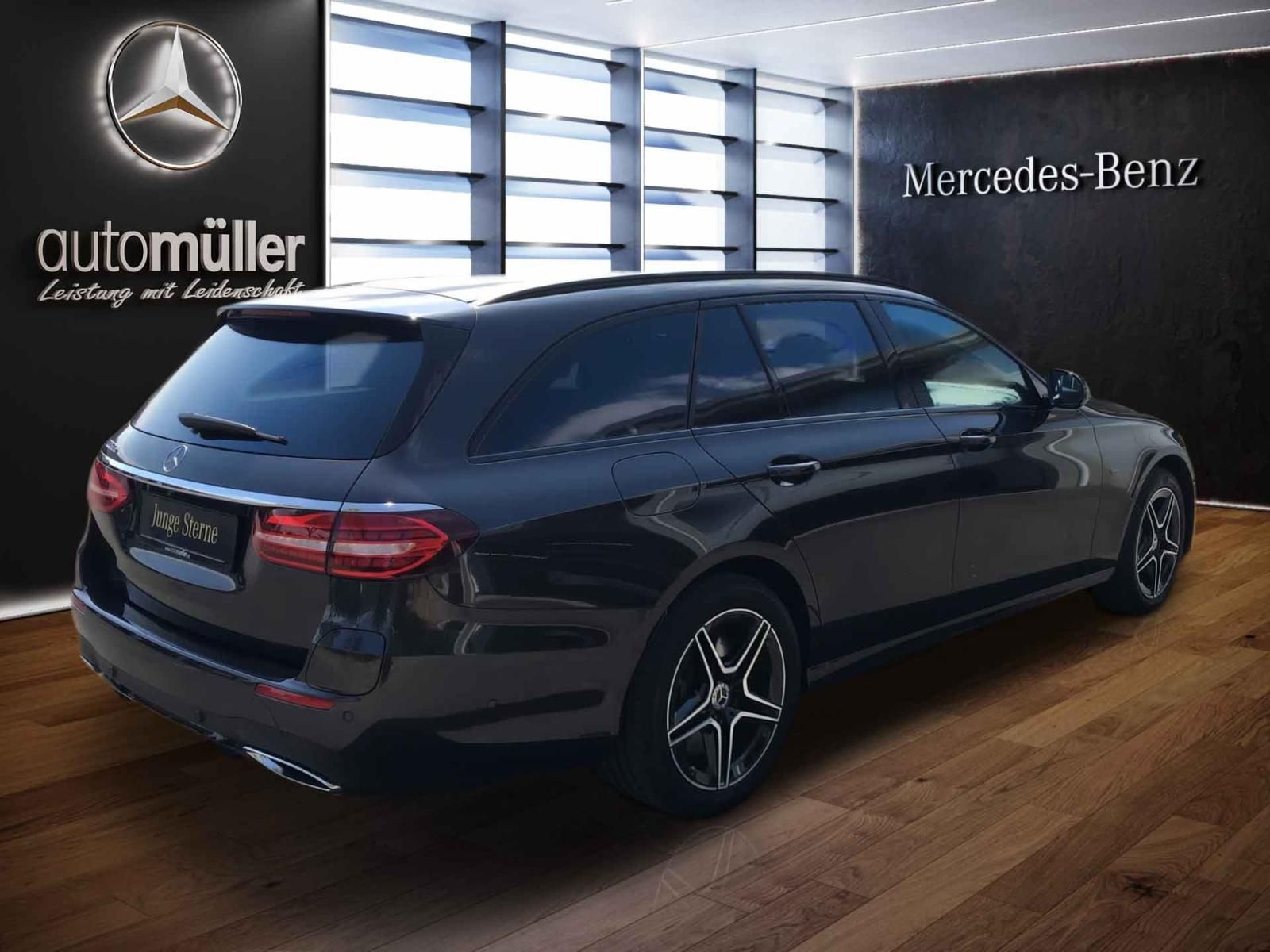 Fahrzeugabbildung Mercedes-Benz E 300 de T AMG*NIGHT*WIDESCREEN*LED*SPUR*360°
