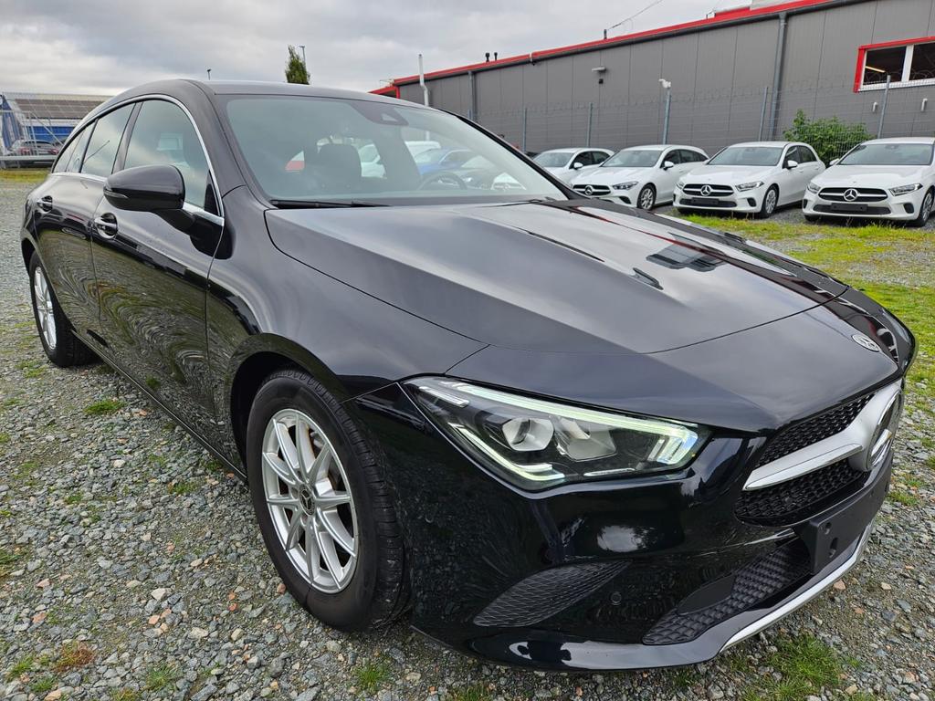 Mercedes-Benz CLA 180 Shooting Brake