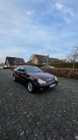 Mercedes-Benz Mercedes C-Klasse C230 (CL203)  TÜV NEU (11/27) - gebrauchte Mercedes-Benz C 230 aus dem Jahr 2006
