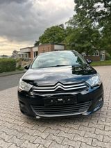 Citroën C4 Lim. Attraction - Citroën C4 aus 2011