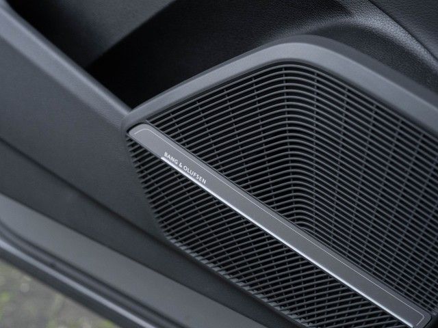 Q5 40 TDI quattro S line MATRIX+PANO+360°+HUD+AH