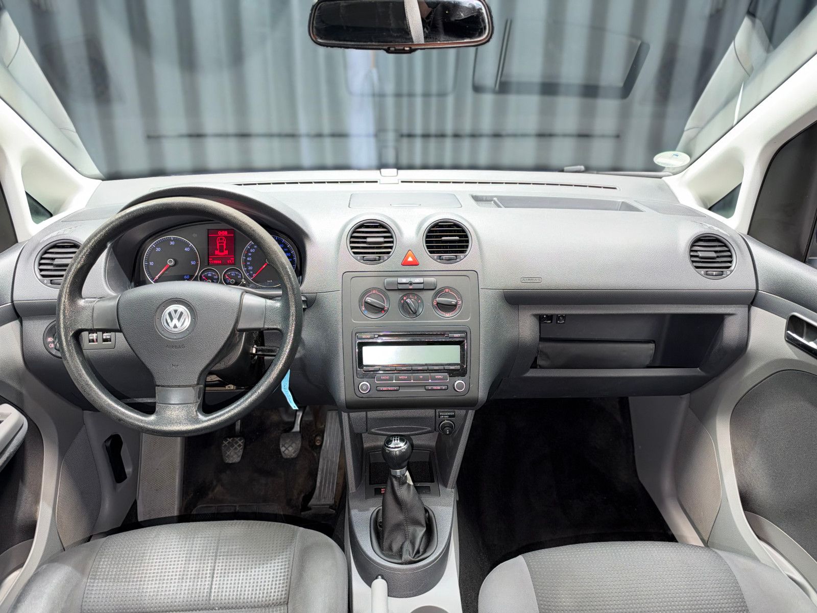 Fahrzeugabbildung Volkswagen Caddy Maxi Life Team 4Motion |AHK|PDC|7-SITZER