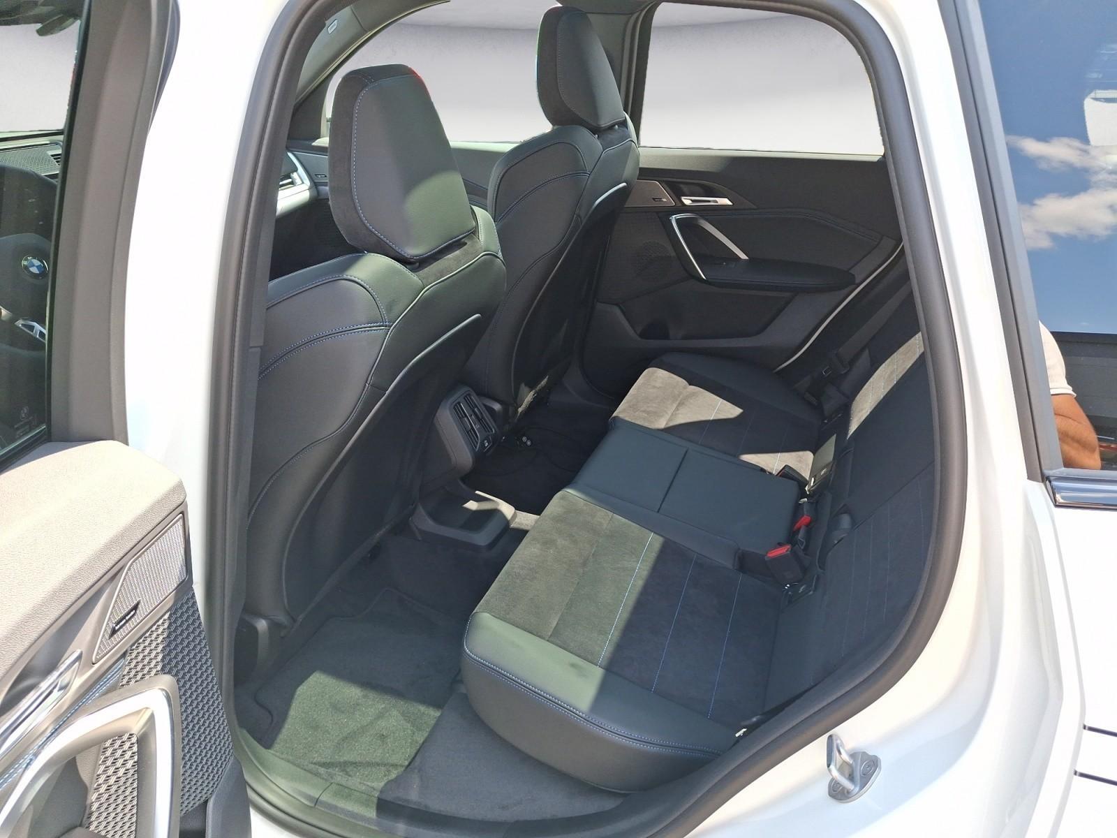 BMW X1 sDrive20i Aut. M Sportpaket Panorama el.Sitz, миниатюра 14