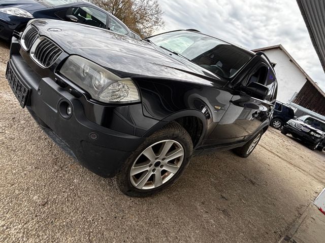 BMW X3 3.0d AUTOMATIK *LEDER, NAVI, AHK, XENON*