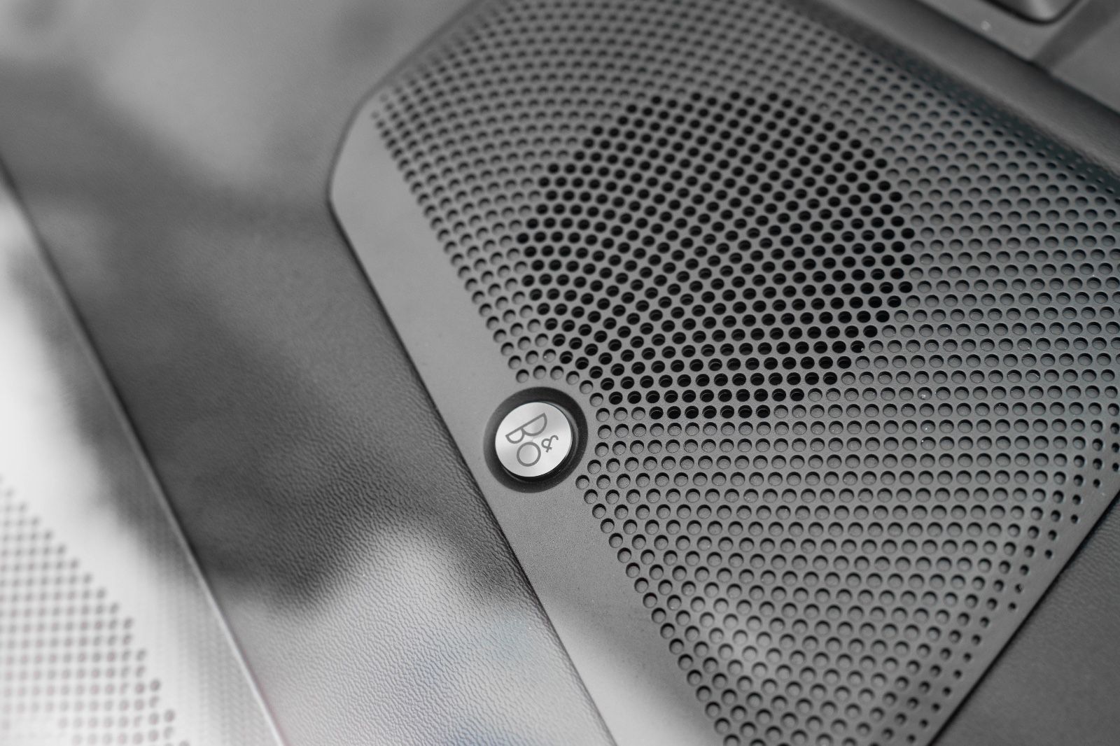 Fahrzeugabbildung Ford Mustang Ecoboost B&O LED KAM ACC CARPLAY TOTW