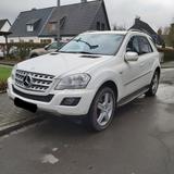 Mercedes-Benz ML 350 BlueTEC 4MATIC - 20 Zoll AMG-Felgen - Mercedes-Benz ML 350 in Essen