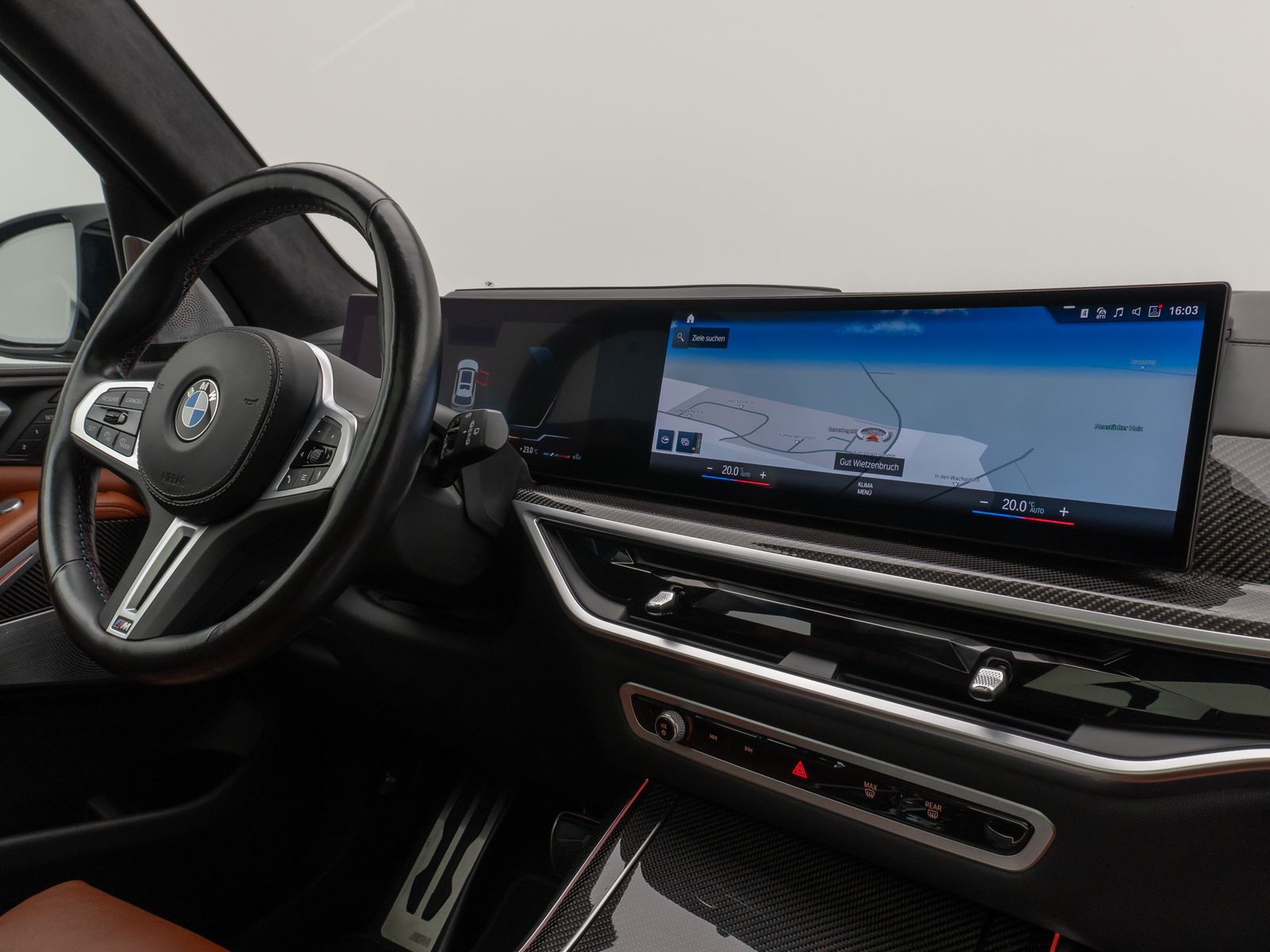 Fahrzeugabbildung BMW X7 M60i xD B&W Panorama HUD 360° Individual 22"