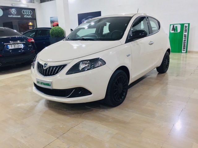 Другие LANCIA Ypsilon 1.0 FireFly 5p. S&S Hybrid