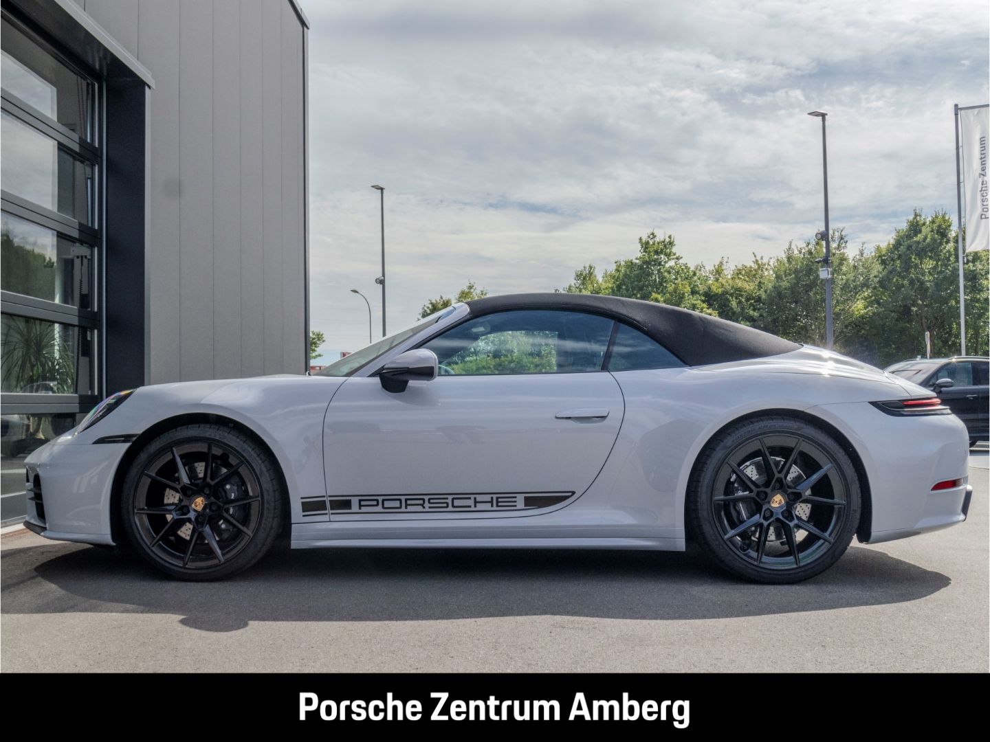 Porsche 992 Carrera Cabriolet BOSE LED-Matrix Sportabgas foto 2