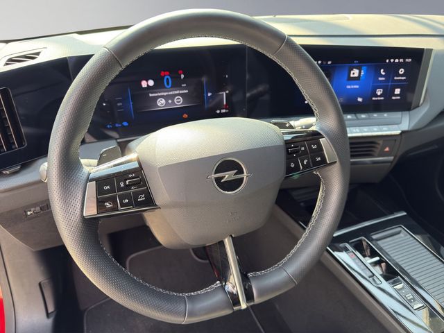 Astra Sports Tourer 1.6Turbo Plugin Hybrid Elega