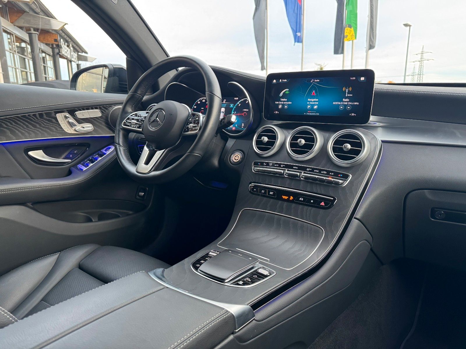 Fahrzeugabbildung Mercedes-Benz GLC 400d 4M Coupe+AMG+Massage+AHK+Memory