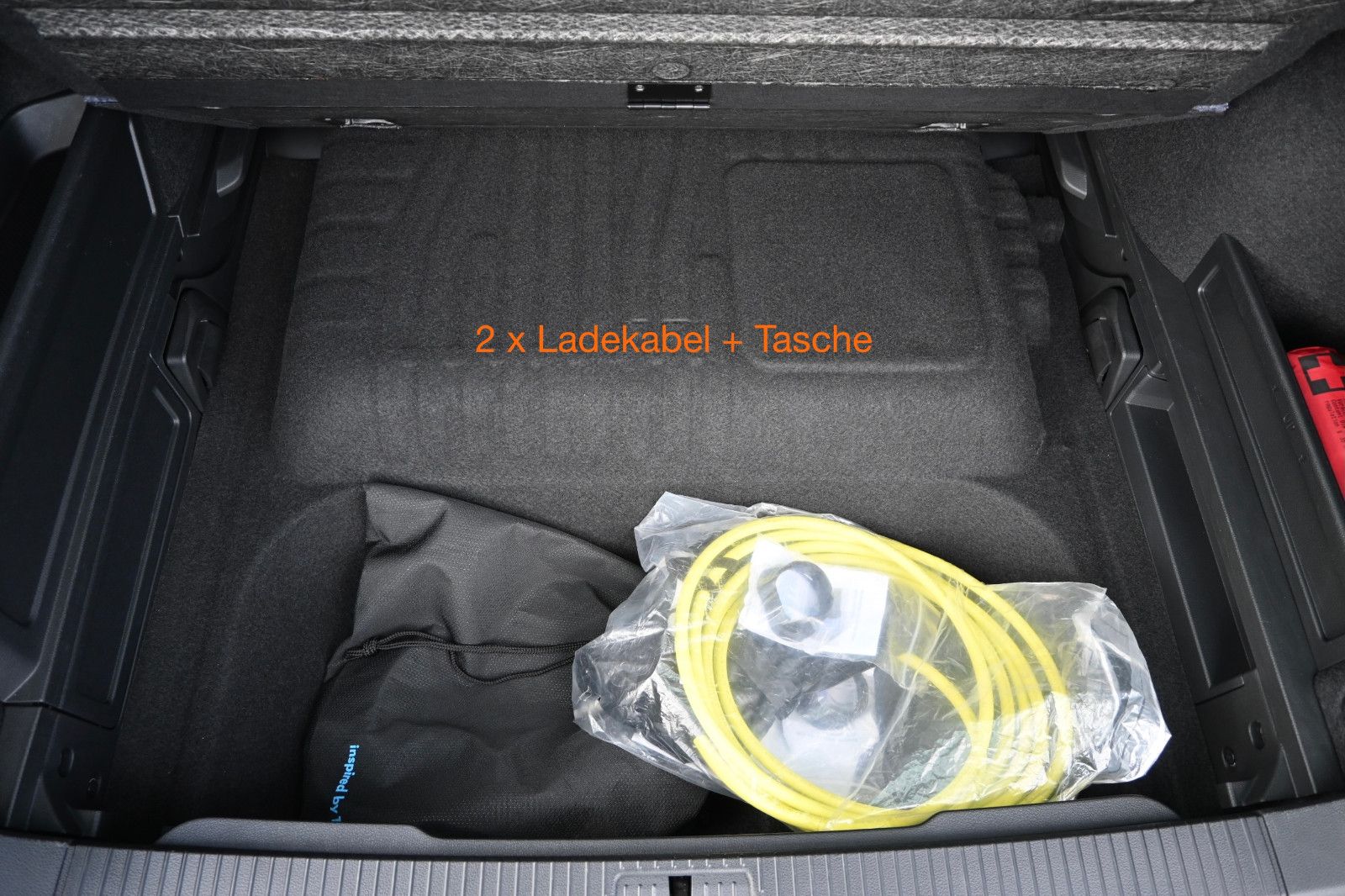 Fahrzeugabbildung Volkswagen Passat Variant 1.4 TSI DSG GTE °ACC°AHK°IQ°360°
