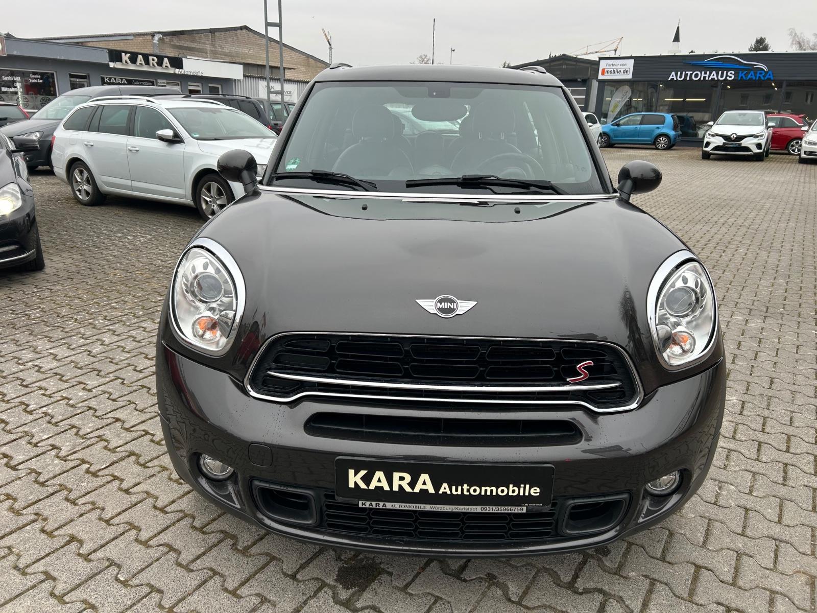 MINI Cooper S Countryman*Navi/Xenon/Leder/Panorama*