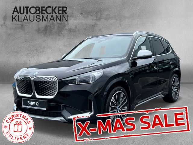 BMW iX1 eDrive20 xLine LMR 20'' Park-Assistent