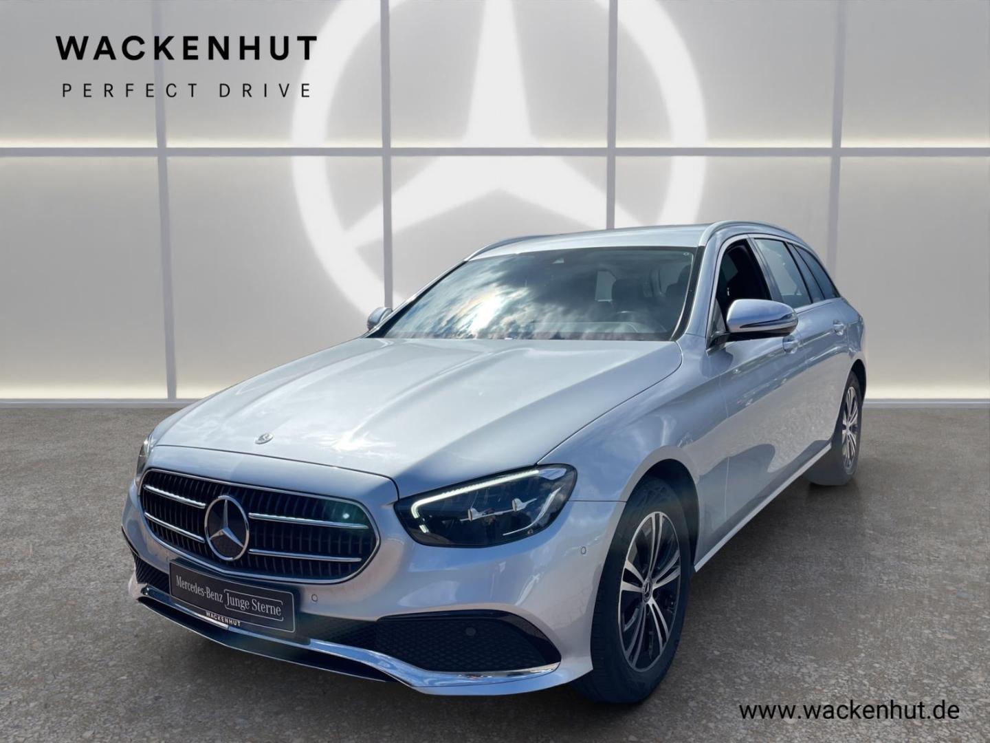 Mercedes-Benz E 220 d T AVANTGARDE LED KAMERA SPUR-PAKET CARPL