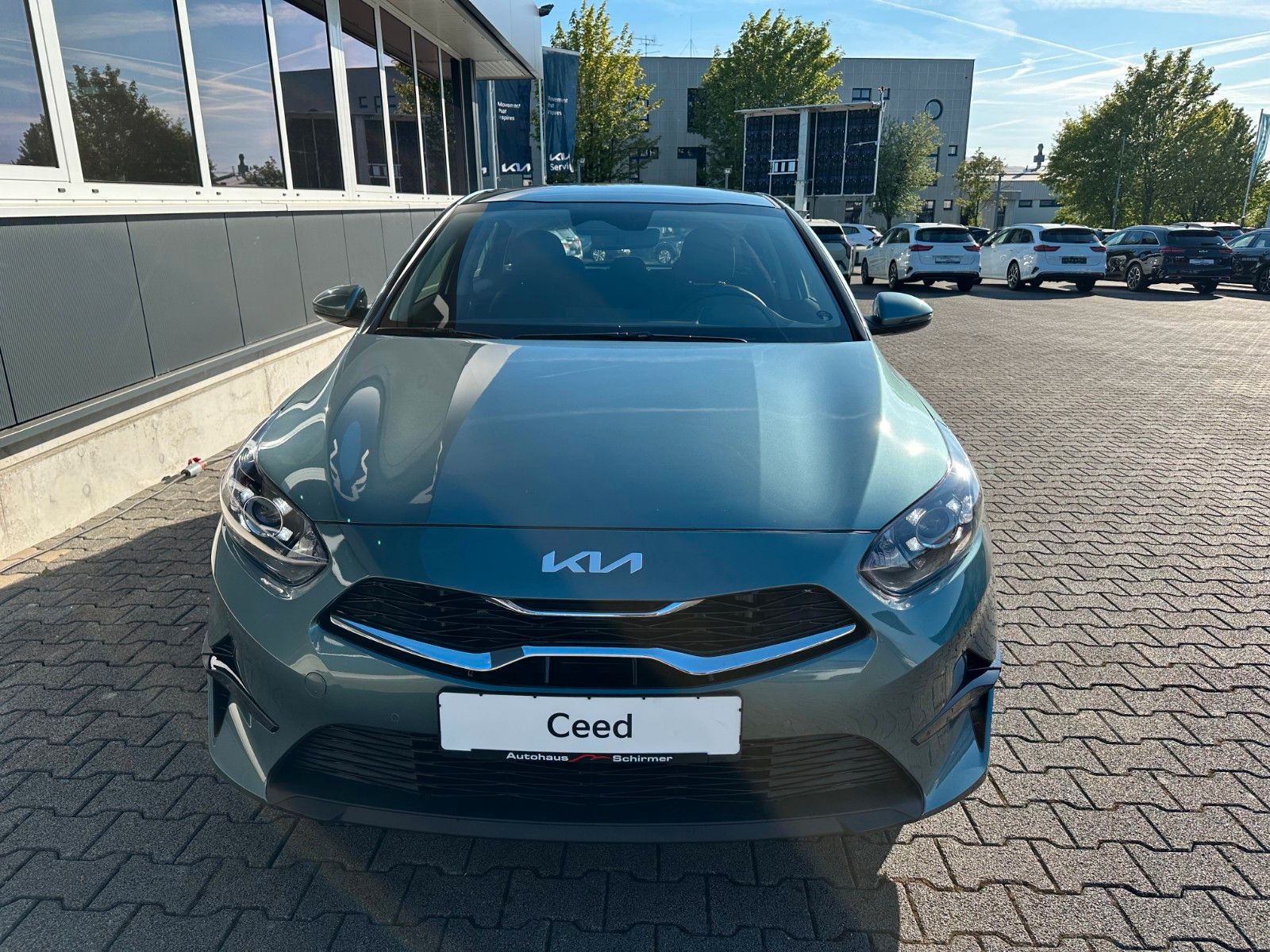 Fahrzeugabbildung Kia cee'd / Ceed 1.0 T-GDI Ultimate Edition MT
