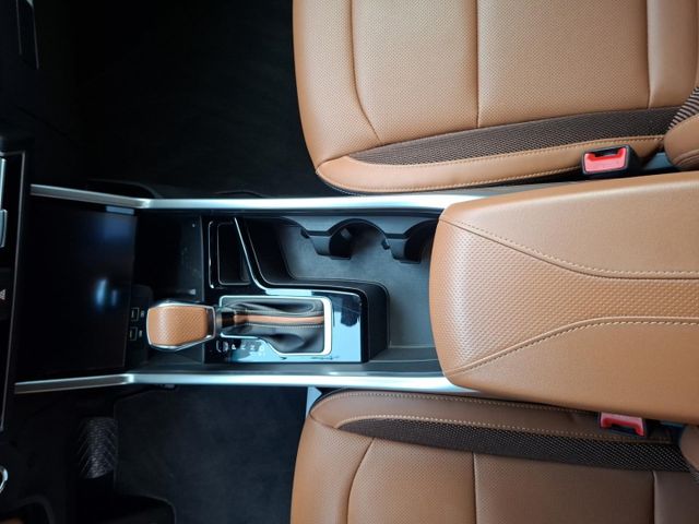 Ssangyong Torres Forest Edition 1.5 °LED°Navi°RFK°AHK°SHZ°