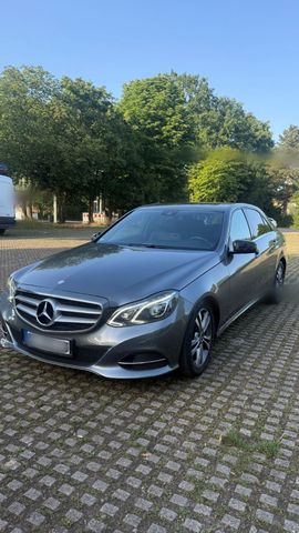 MERCEDES-BENZ E 220 BlueTEC AVANTGARDE Autom. AVANT...